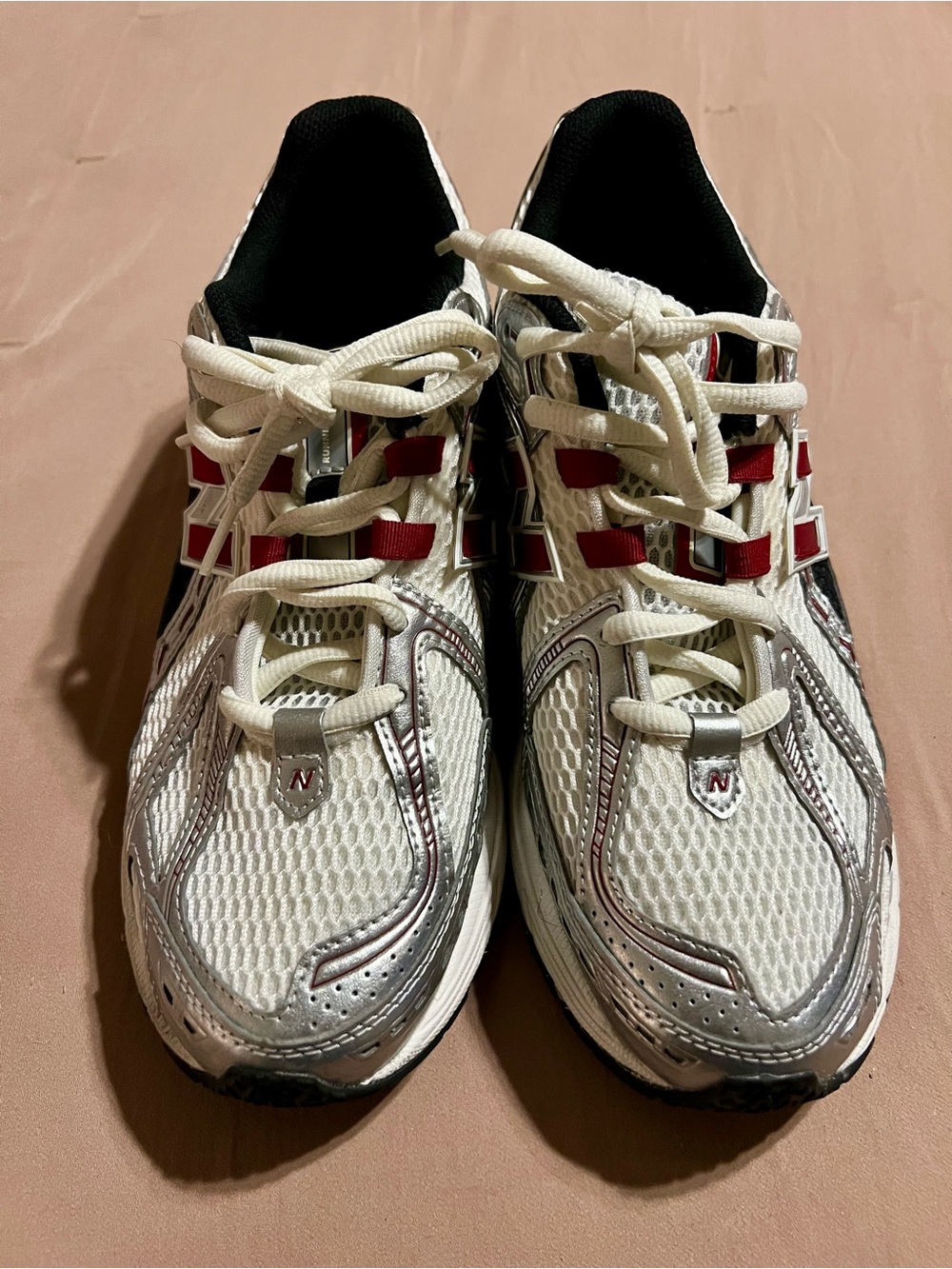 New Balance Mens White,Silver and burgundy Athletic Sneakers